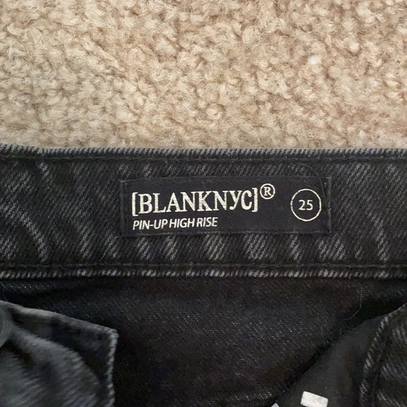 Black jean shorts - Picture 3 of 4